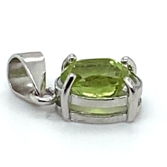 Peridot 1.10ct White Gold Finish Solid 925 Sterling Silver Pendant - Picture 5 of 6